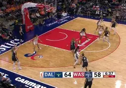 亚博娱乐 -门兴格拉德巴赫训练开放日；清晨主帅复盘引欢呼；NBA季后赛在即；身体对抗强度拉满的简单介绍