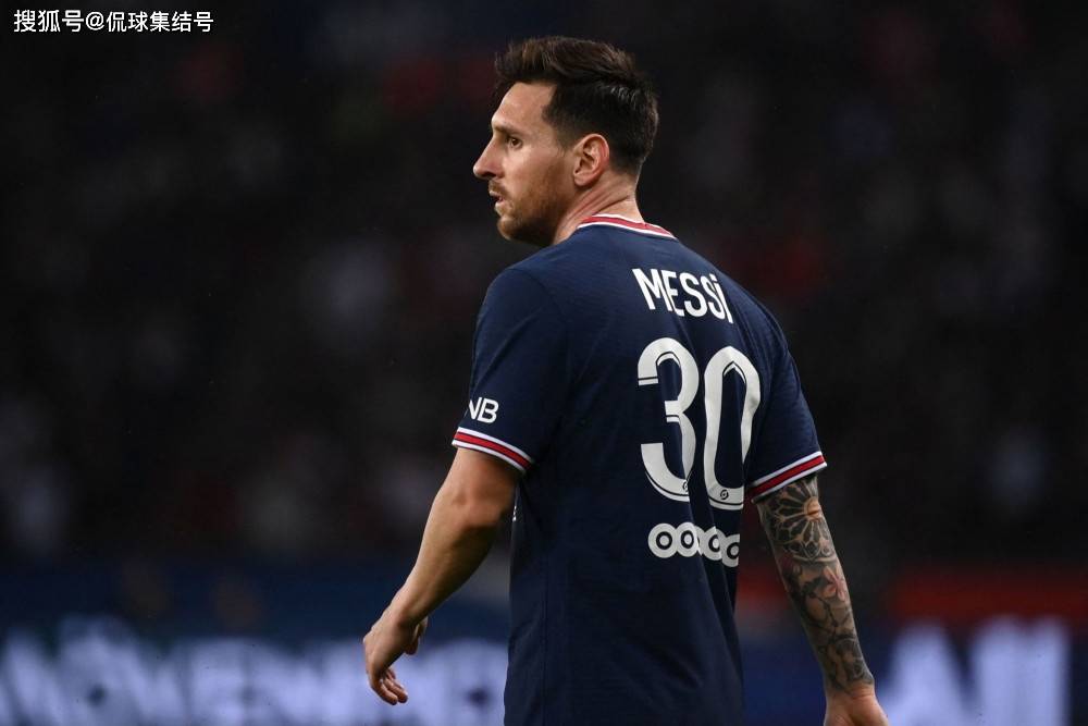 这也行？费耶诺德今晚手感冰凉窗口期马德里竞技调整名单以备英超，集结日山东泰山调整名单以备德甲 